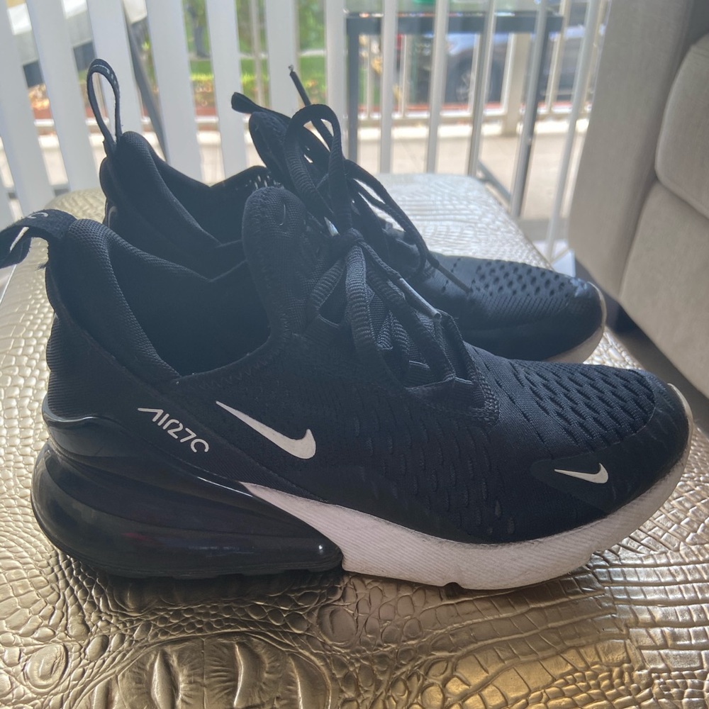 ❌ SOLD ❌ - Nike Air Max 270